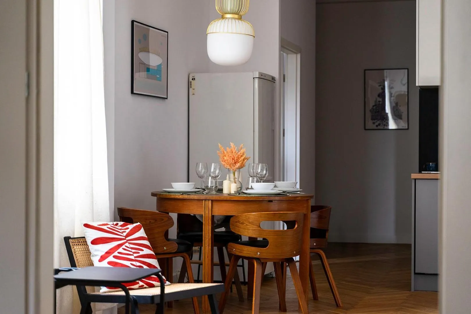 Warsaw Suite Near River - 58M2, Metro, Balcony Apartment