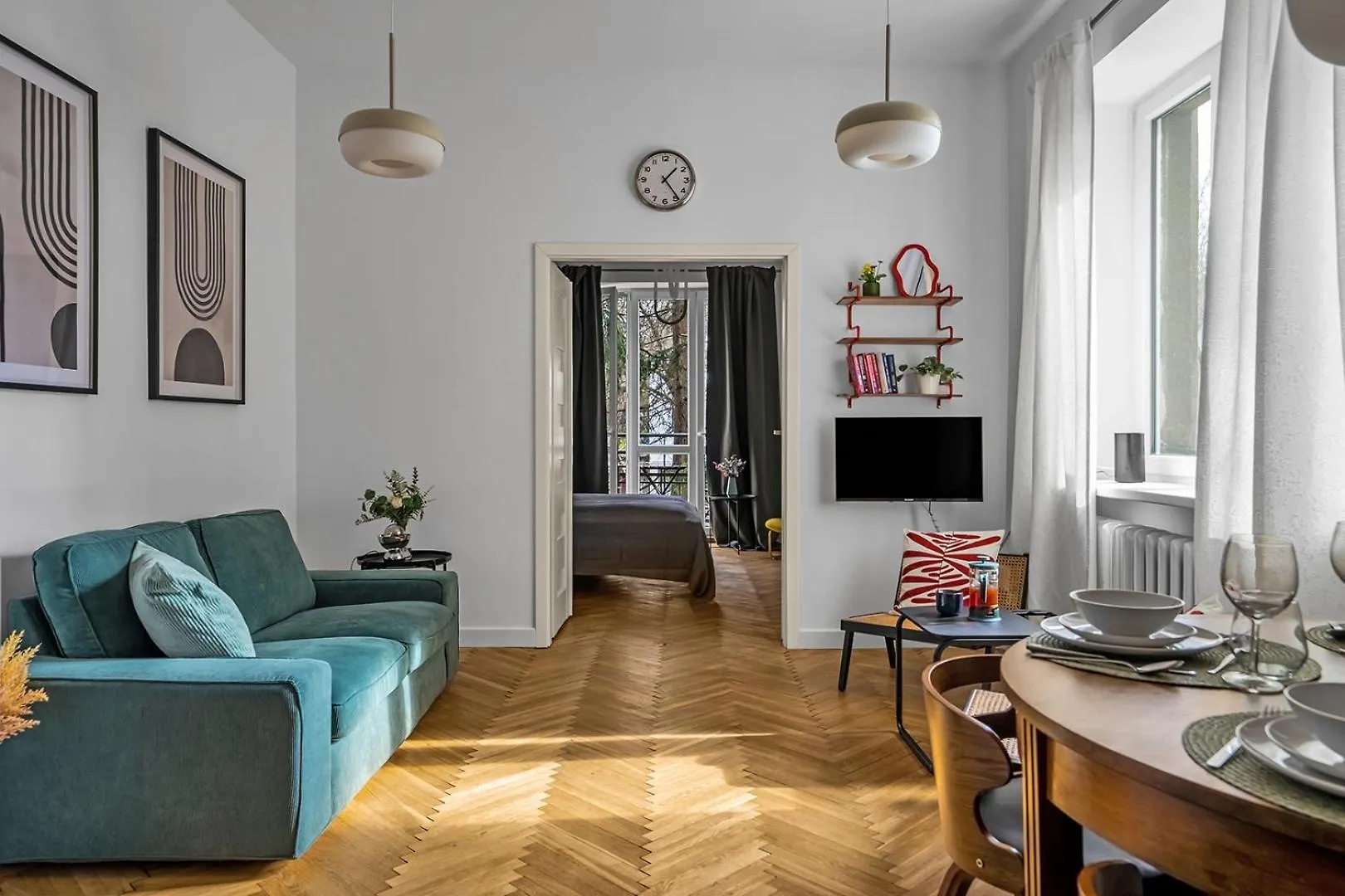 Warsaw Suite Near River - 58M2, Metro, Balcony